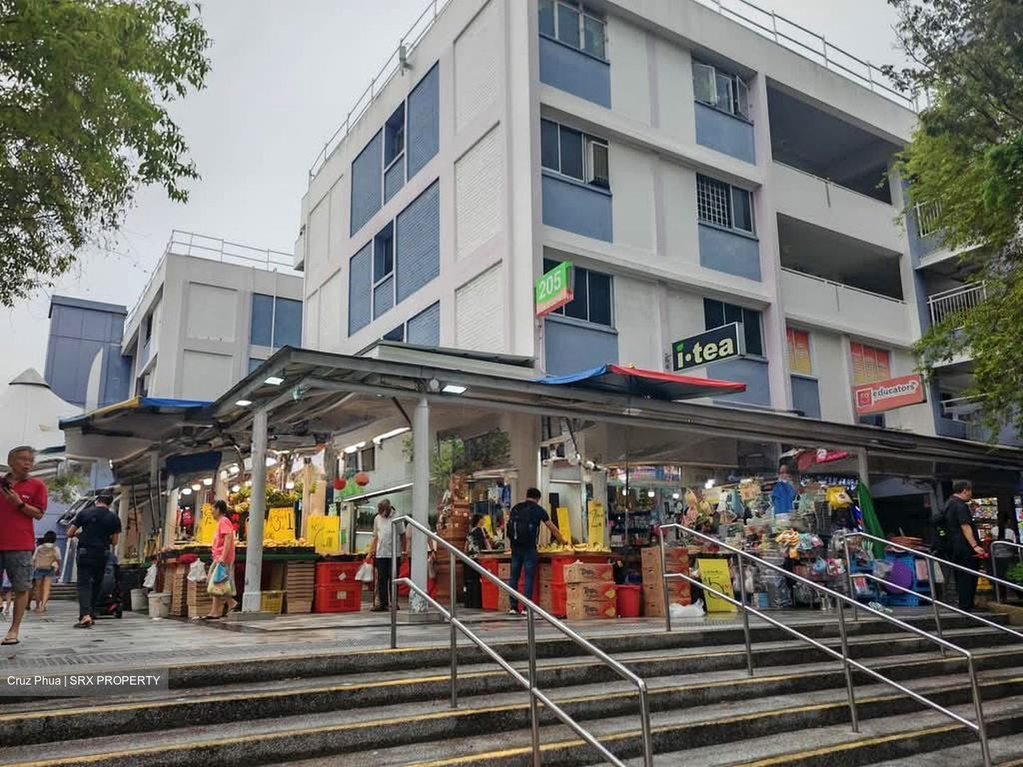 Bedok North Street 1 (D16), Shop House #584157911